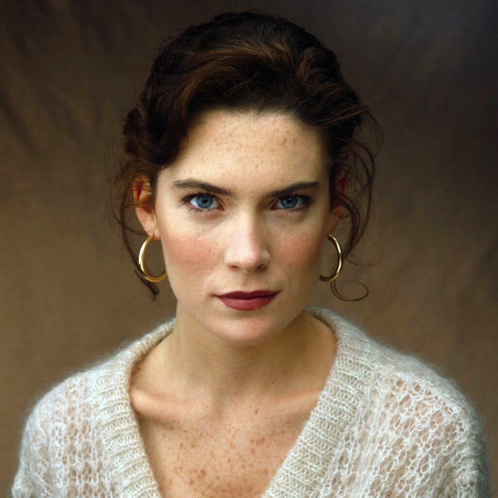 The tragic decline of beautiful “Twin Peaks” actress Lara Flynn Boyle