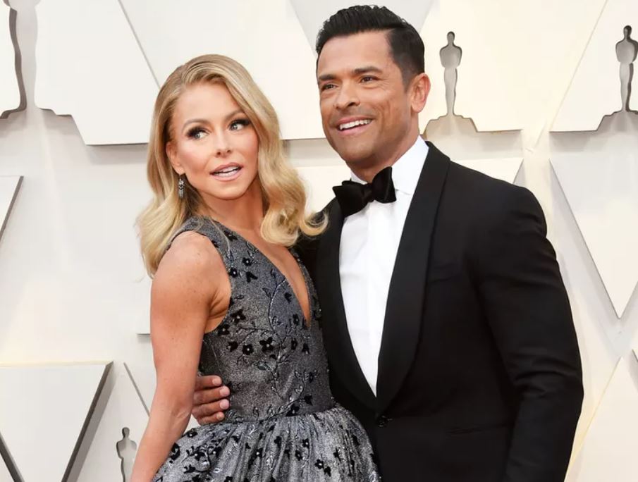 Kelly Ripa Claims Mark Consuelos Was ‘Insanely Jealous’ at the Start of Their 26-Year Marriage.