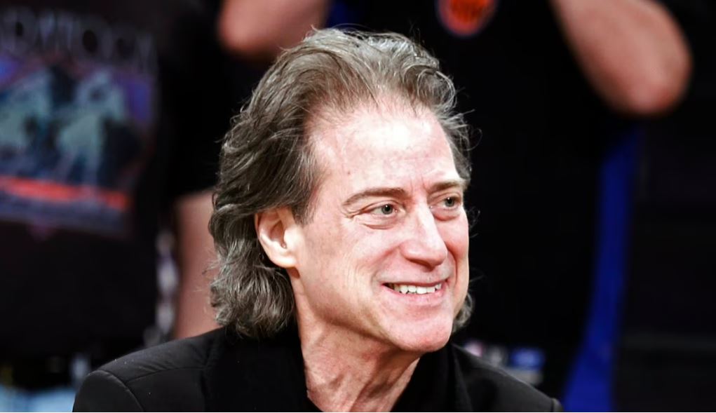 Comedian Richard Lewis reveals he has Parkinson’s disease