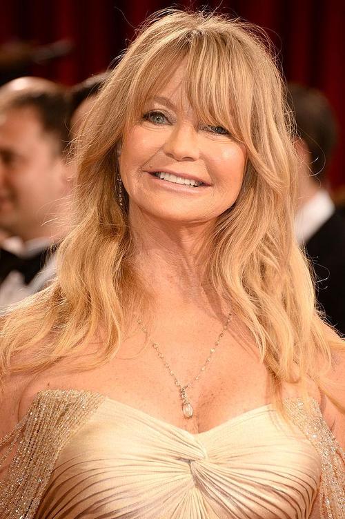 Goldie Hawn Says She Was In ‘Love’ With Her Teacher In Elementary School