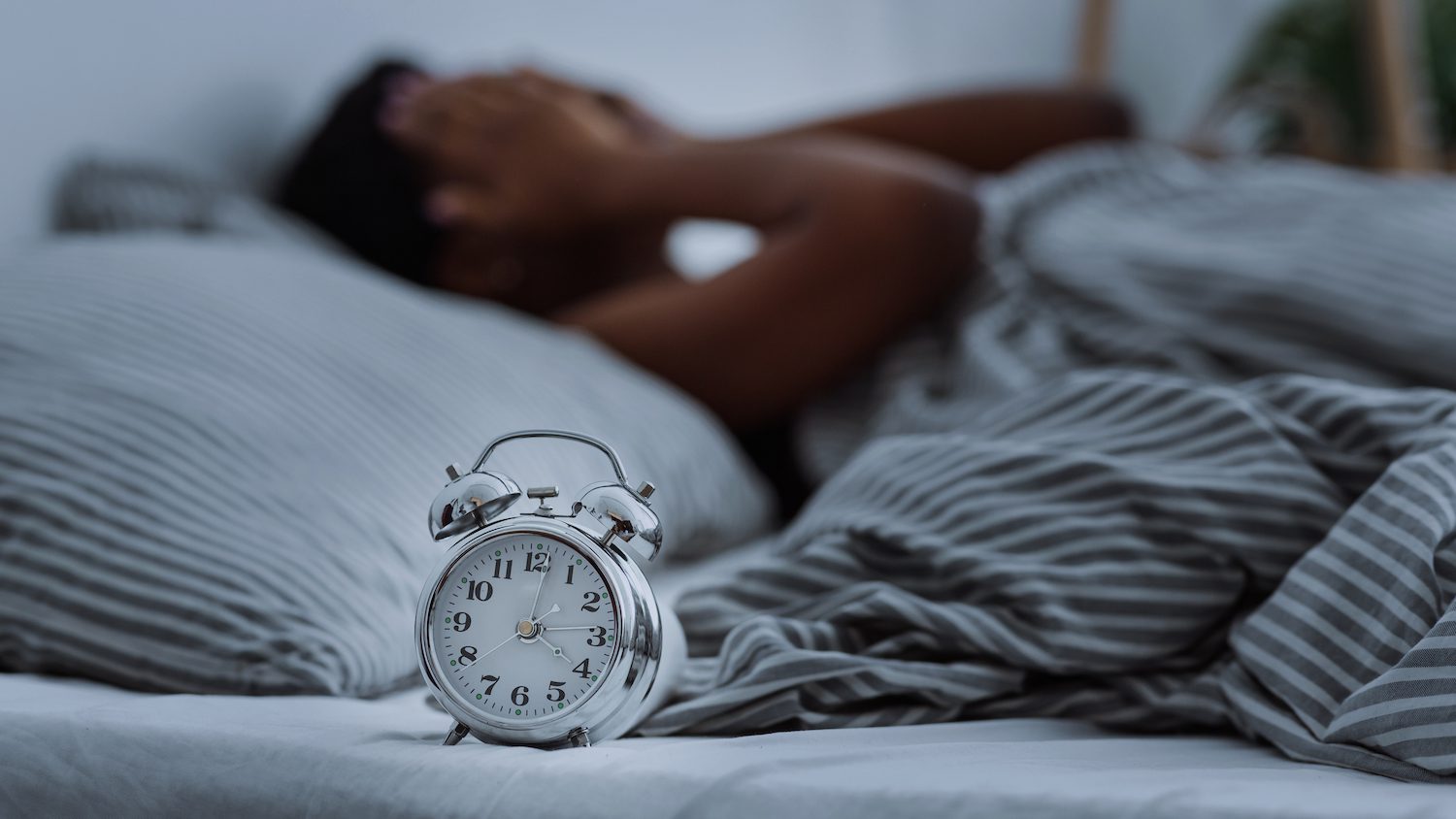 Do You Wake Up Every Night At The Same Time? This Is What It Means.