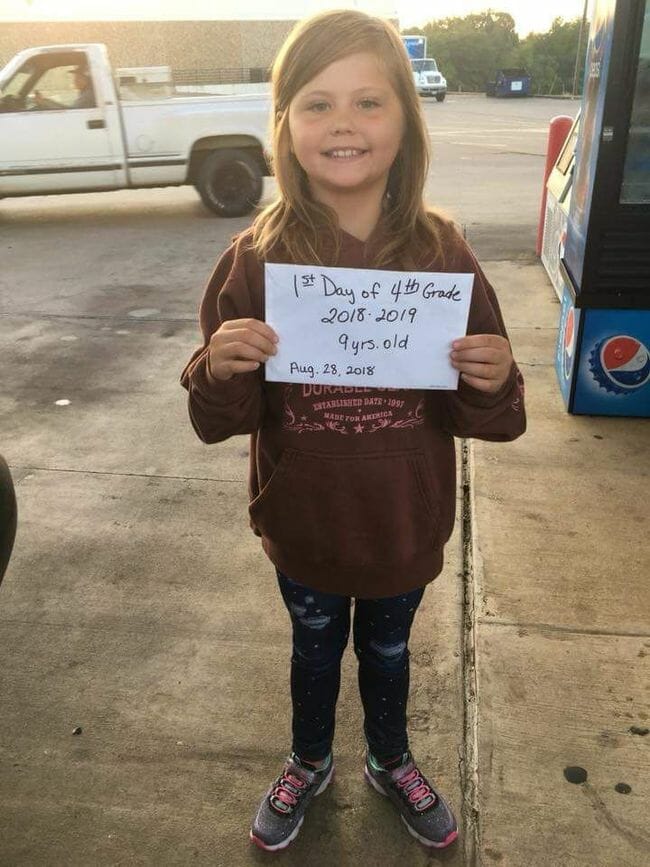 A 9-year-old dies Police discover the catastrophic mistake 10 minutes after the girl poses with the message.