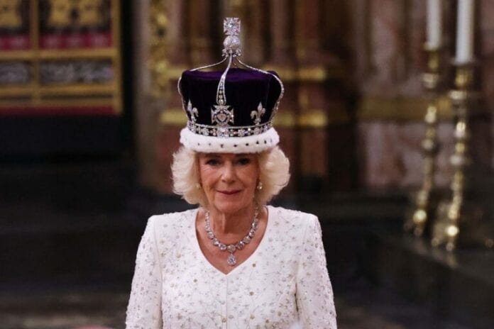 Kate Middleton ‘furious’ with Queen Camilla – she refused to curtsy at coronation, royal expert says