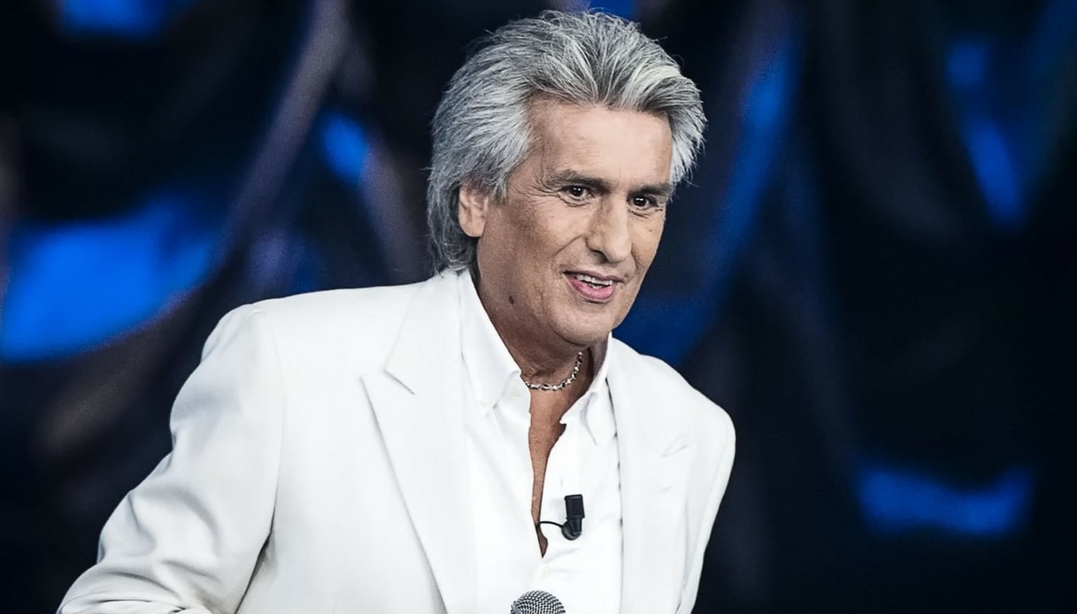 Italian singer Toto Cutugno, known for the number-one hit “L’Italiano,” passes away.