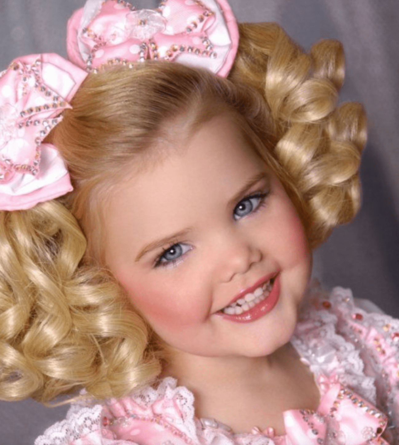 Since she was one-year-old, this kid has excelled in beauty pageants… Here is what she looks like at 15…