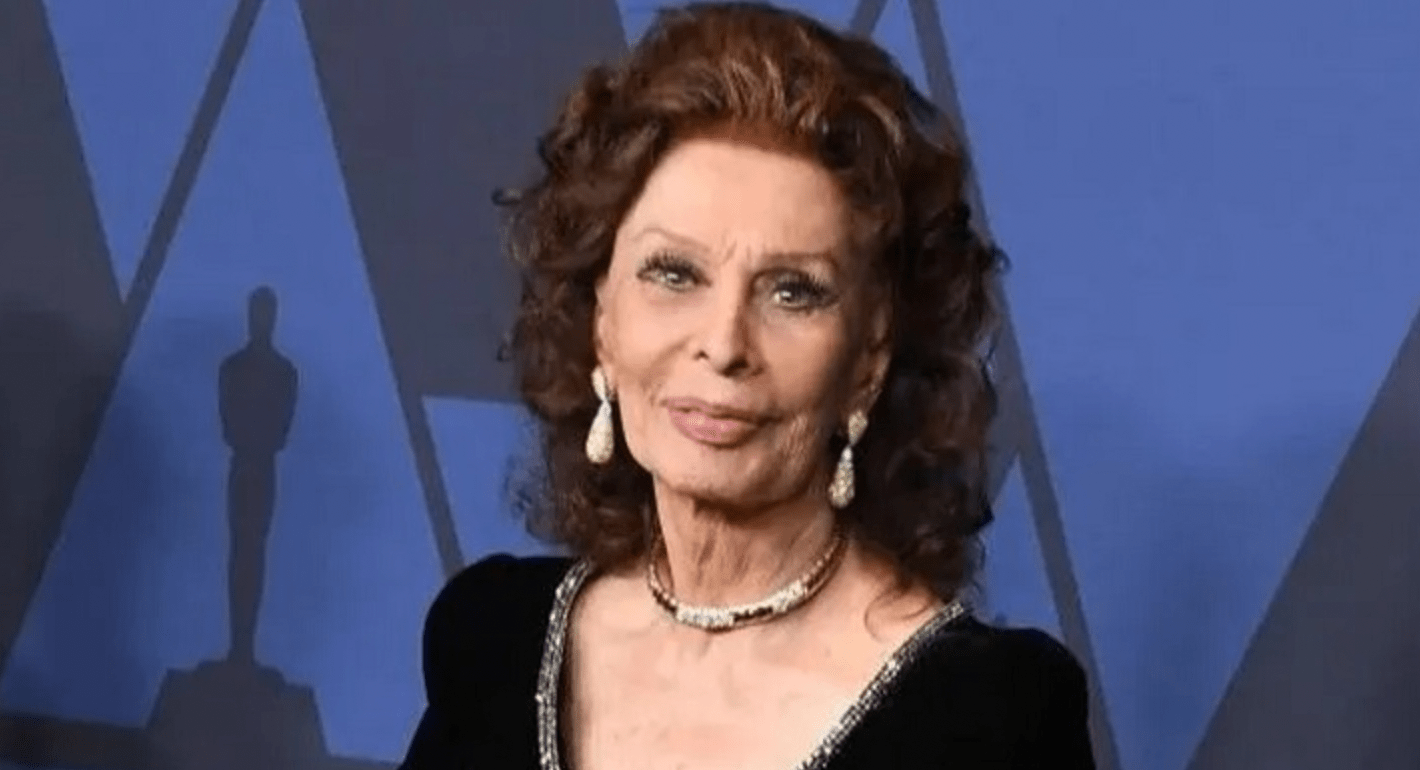 Sophia Loren Rushed To The Hospital, Prayers Needed