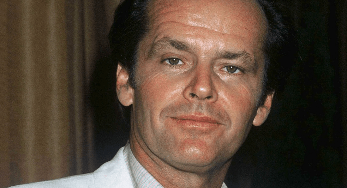 Jack Nicholson is older and has dementia now… Here is how he looks today…