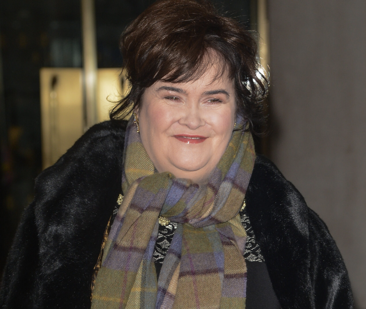 Donny Osmond kisses Susan Boyle after duet in Glasgow – and fans can’t get enough