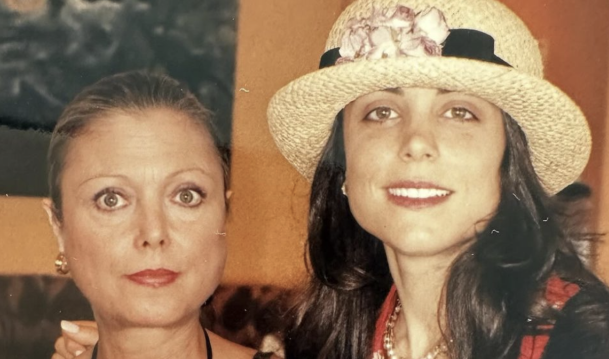 Bethenny Frankel Shares Devastating Statement Announcing the Death of Her Complicated Mom