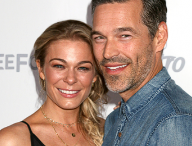 LeAnn Rimes Begs Her Fans For Prayers