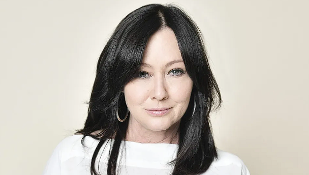 Shannen Doherty, Beloved Star of “Beverly Hills 90210” and “Charmed,” Passes Away at 53