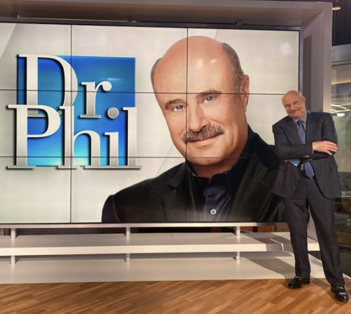 Dr. Phil’s opens up about trau:mat:ic childhood and living homeless: “I’ve slept in a cardboard box”