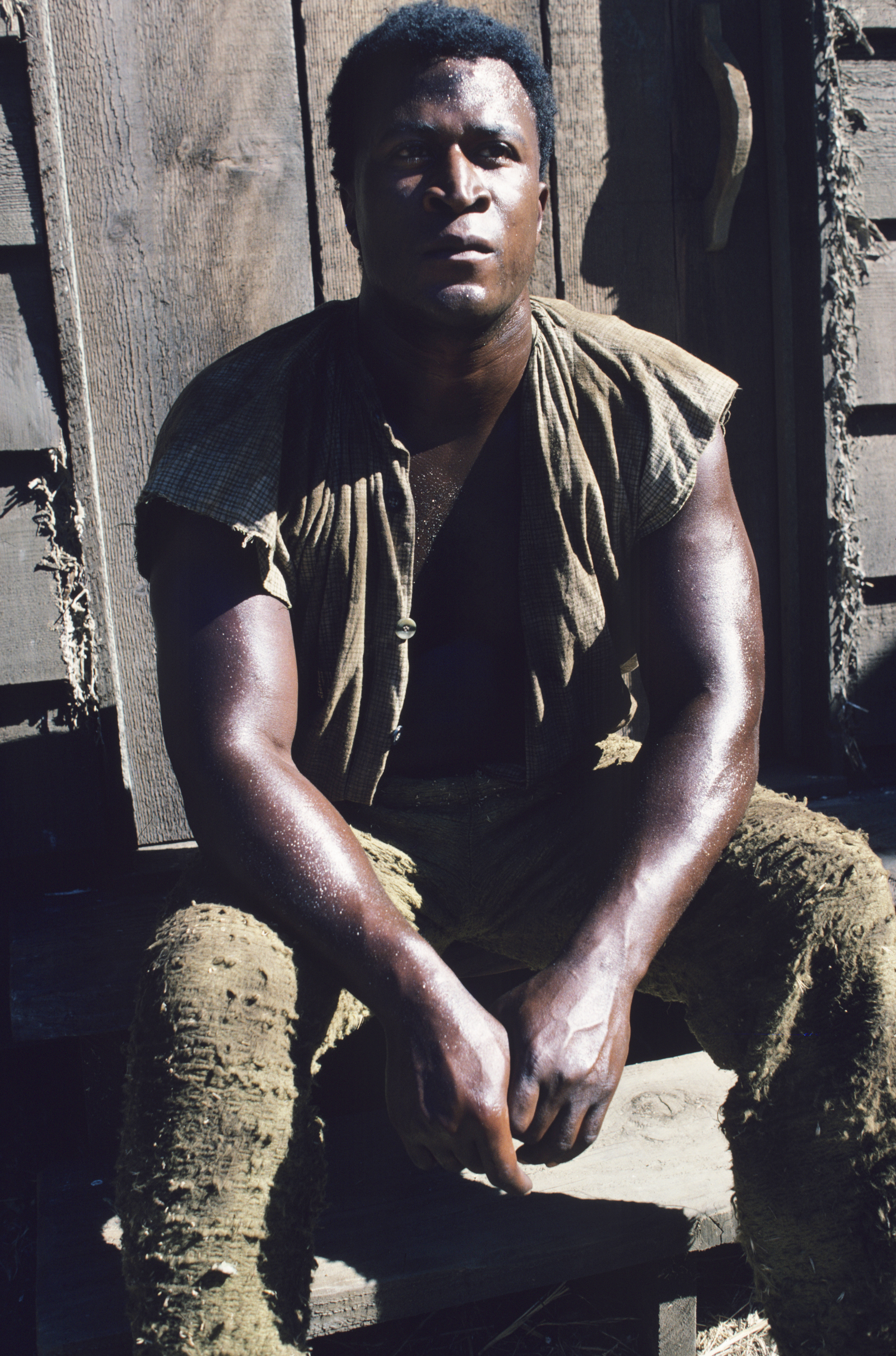 John Amos as Kunta Kinte in "Roots" in 1977 | Source: Getty Images