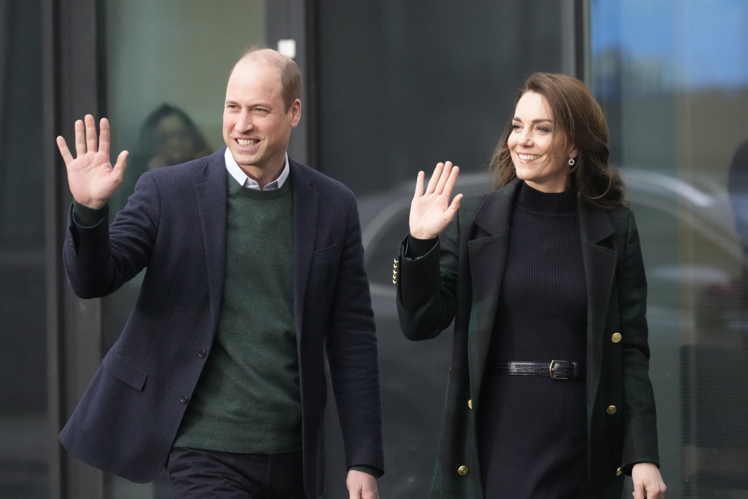 Prince William and Kate Middleton wave to royal fans